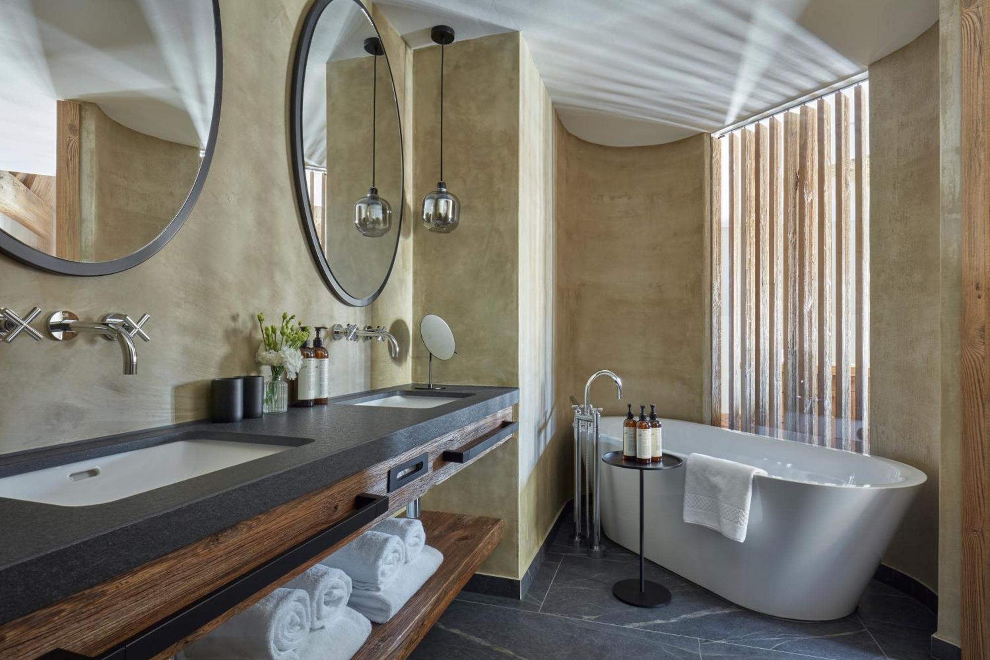 Miiro The Mansard Hotel Гстаад Екстериор снимка